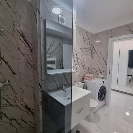 Studio 46 Beach Mamaia Nord Apartment *