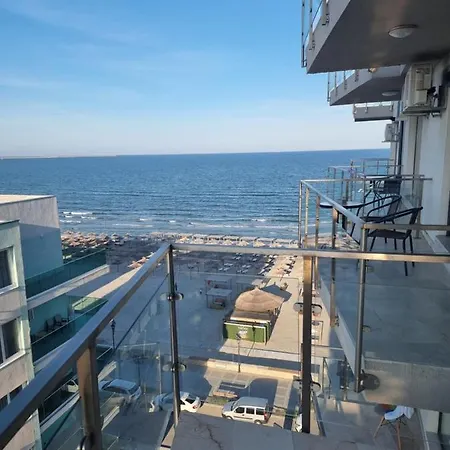 Studio 46 Beach Mamaia Nord Apartamento *